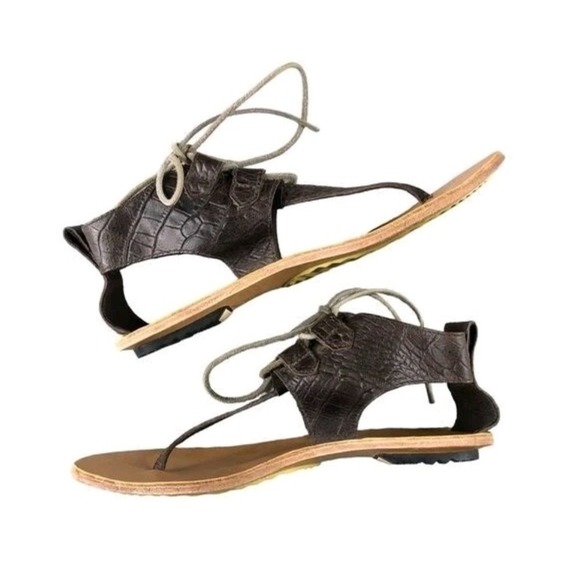 Sorel Women's Brown Lace Up Thong Sandals Sz 8 Flip Flop Alligator Travel Boho - Picture 3 of 10